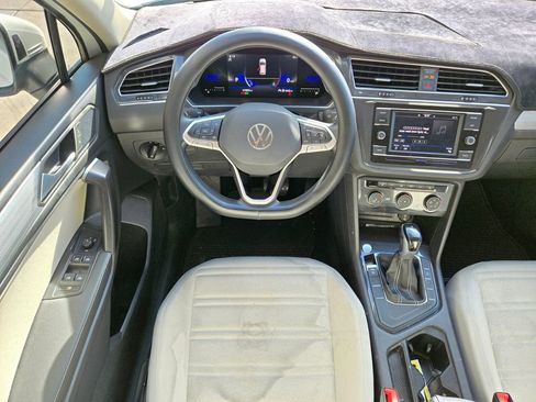 Used 2022 Volkswagen Tiguan S image 8