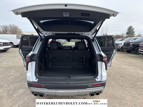 Used 2026 Chevrolet Traverse Z71 w/ Driver Confidence Package image 30