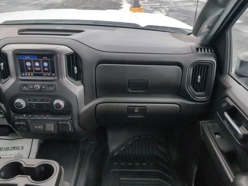 Used 2024 GMC Sierra 2500 Pro w/ Convenience Package image 35