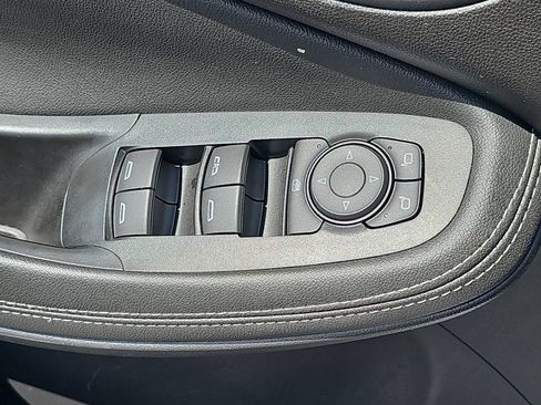 Used 2024 Buick Encore GX Preferred FWD image 26