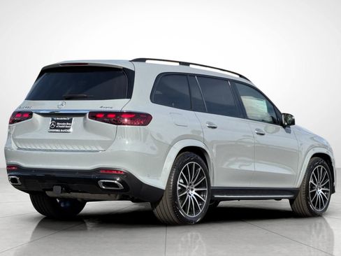 New 2026 Mercedes-Benz GLS 450 4MATIC image 12