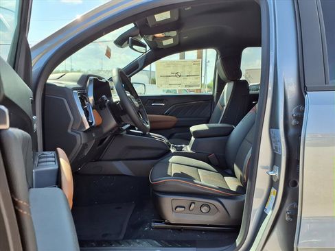 New 2026 GMC Canyon AT4 image 14