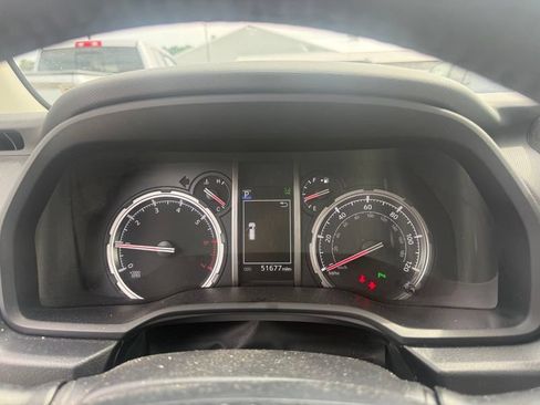 Used 2022 Toyota 4Runner Limited AWD/4WD image 10