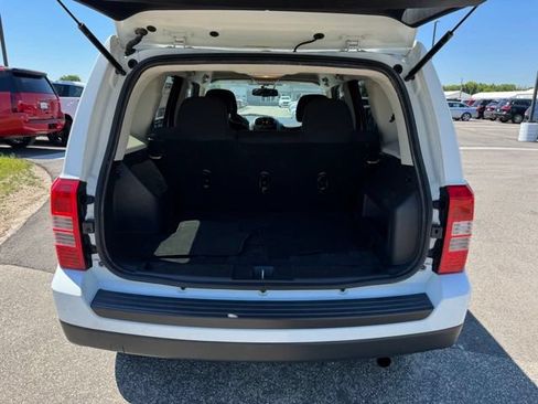 Used 2016 Jeep Patriot Sport w/ Power Value Group AWD/4WD image 35
