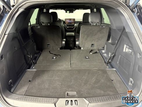 Certified 2025 Ford Explorer ST-Line AWD/4WD image 11
