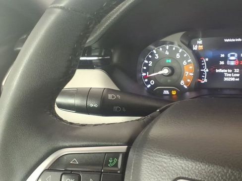 Used 2024 Jeep Compass Limited AWD/4WD image 20