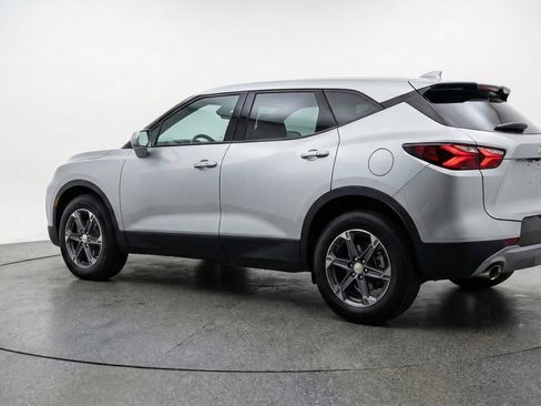 Used 2025 Chevrolet Blazer LT image 6