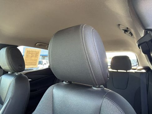 Used 2023 Buick Encore GX Preferred w/ Cold Weather Comfort Package AWD/4WD image 11