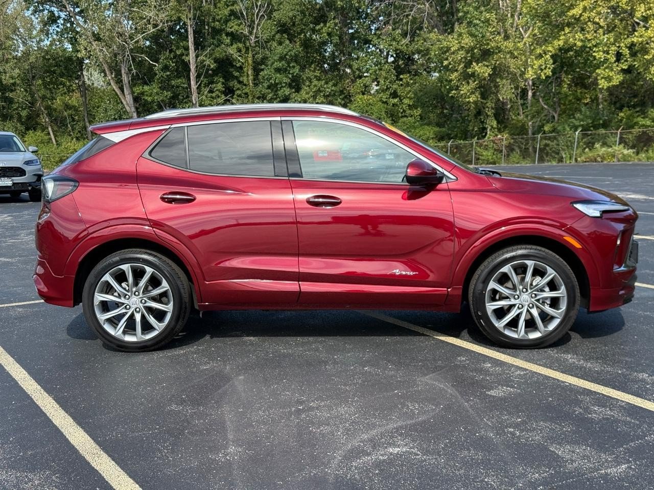 Used 2025 Buick Encore GX Avenir w/ Avenir Technology Package AWD/4WD image 2
