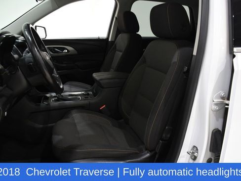 Used 2018 Chevrolet Traverse LT image 20