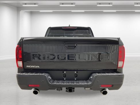 New 2026 Honda Ridgeline Black Edition image 4