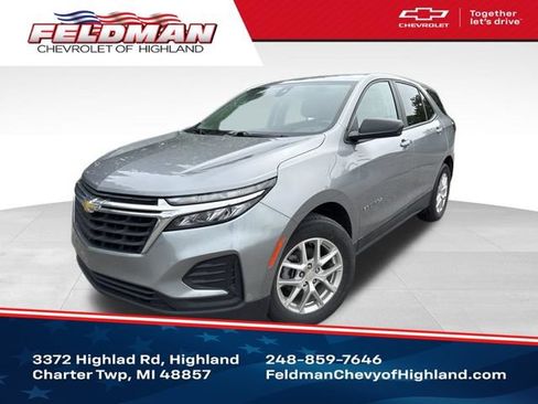 Used 2024 Chevrolet Equinox LS w/ LS Convenience Package FWD image 1