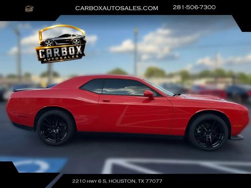 Used 2022 Dodge Challenger SXT w/ Blacktop Package RWD image 6