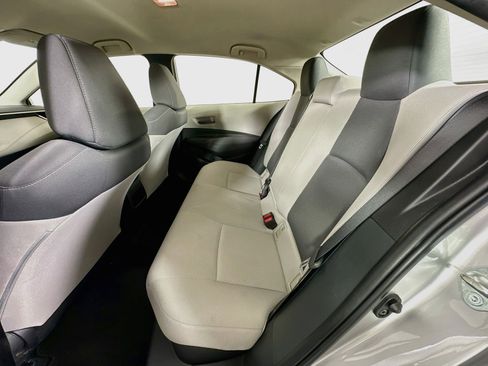 Used 2022 Toyota Corolla LE w/ Carpet Mat Package (TMS) FWD image 26