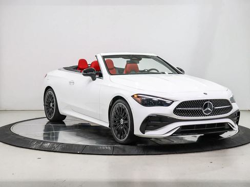 Certified 2026 Mercedes-Benz CLE 450 4MATIC Cabriolet image 11