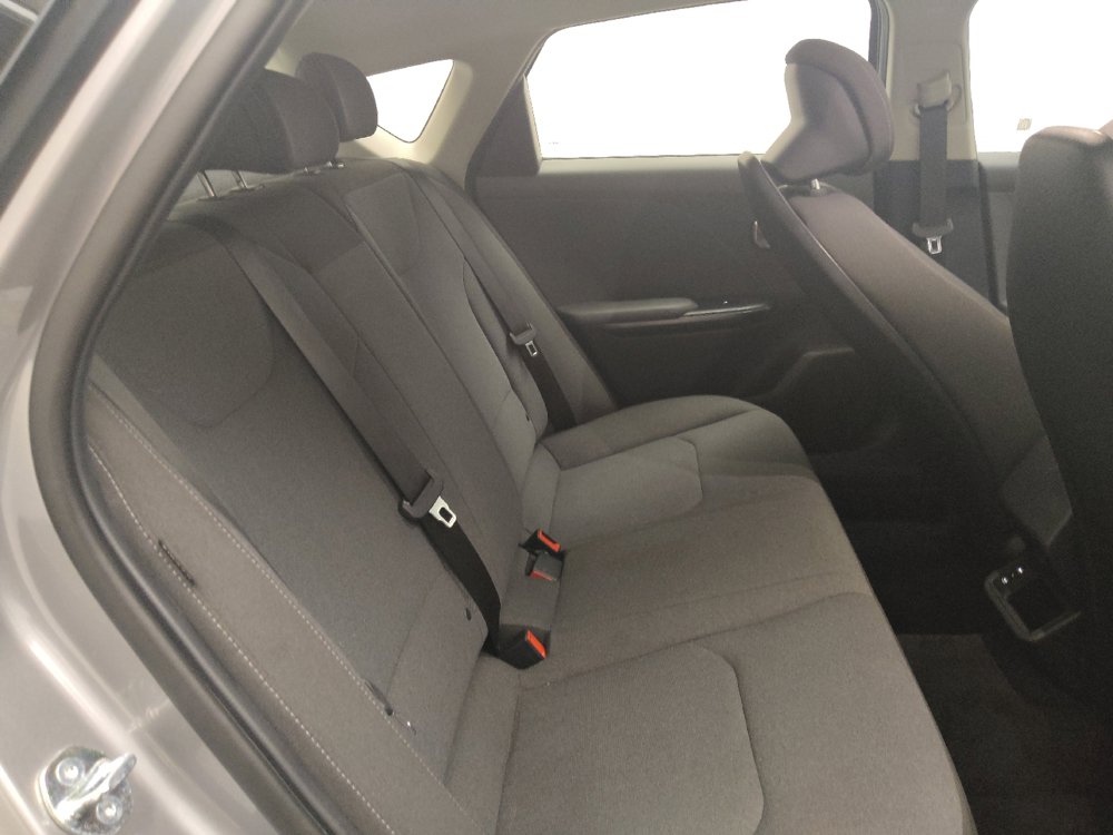 Used 2025 Kia K4 FWD image 19