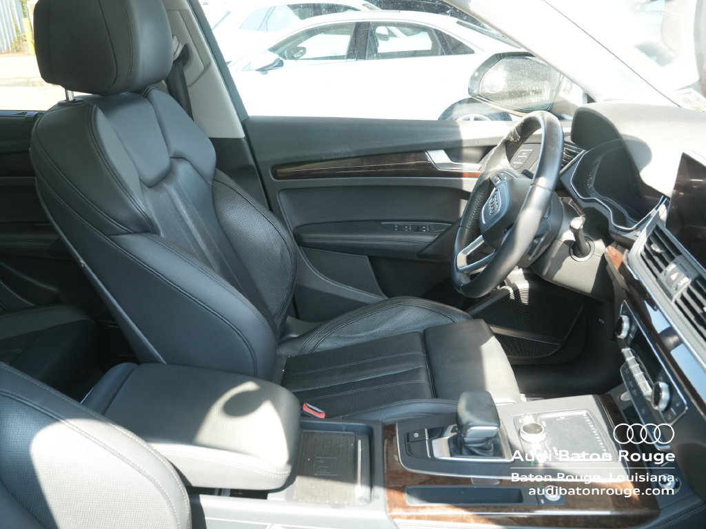 Used 2019 Audi Q5 2.0T Premium Plus w/ Premium Plus Package AWD/4WD image 4