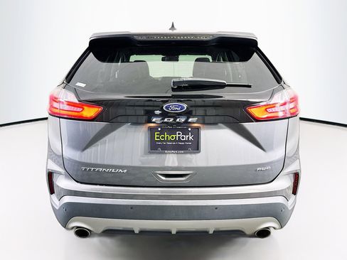 Used 2022 Ford Edge Titanium image 7