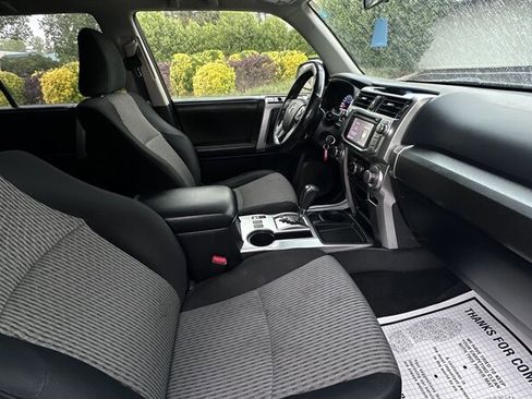 Used 2015 Toyota 4Runner SR5 image 16