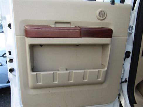 Used 2010 Ford F350 King Ranch image 27