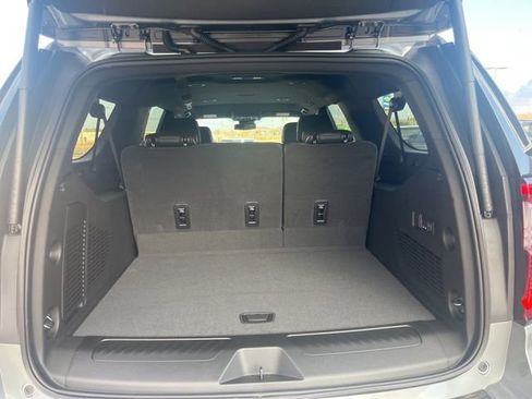 New 2026 GMC Yukon XL Elevation image 10