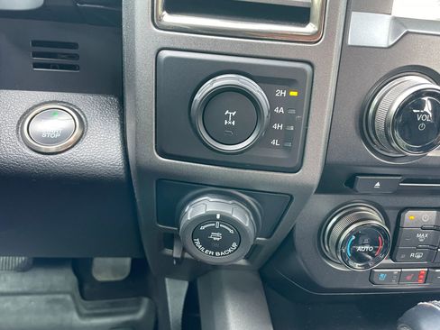 Used 2018 Ford F150 Raptor w/ Equipment Group 802A Luxury image 33