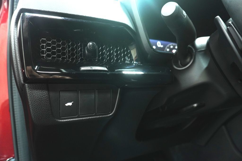 Used 2026 Honda CR-V Sport Touring image 25