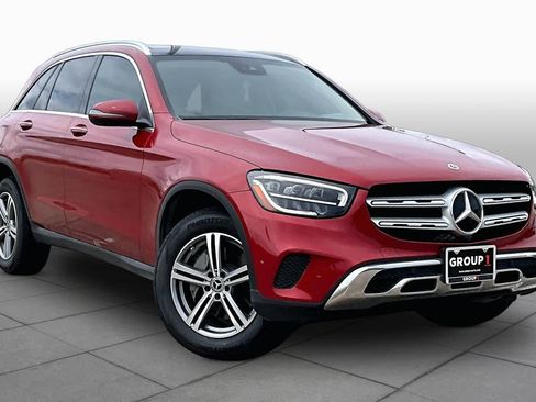 Used 2022 Mercedes-Benz GLC 300 image 3