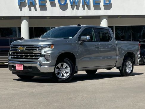 Used 2025 Chevrolet Silverado 1500 LT image 2