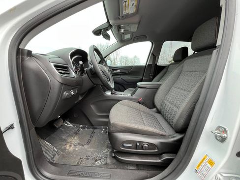 Certified 2024 Chevrolet Equinox LT w/ LPO, Floor Liner Package image 10