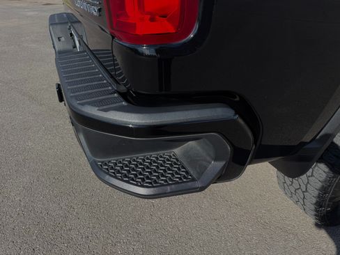 Used 2023 Chevrolet Silverado 2500 High Country w/ Z71 Off-Road Package AWD/4WD image 10