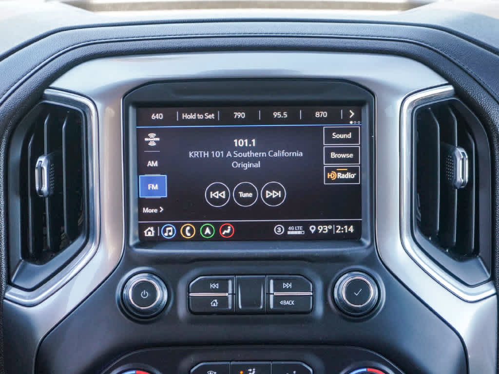 Used 2020 Chevrolet Silverado 1500 LTZ w/ LTZ Premium Package AWD/4WD image 16
