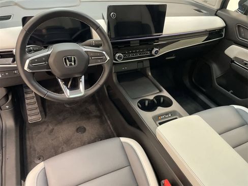 Certified 2025 Honda Prologue Touring image 21