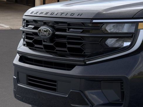 New 2026 Ford Expedition Platinum w/ Stealth Appearance Package AWD/4WD image 17
