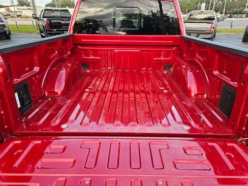 Used 2025 Ford F150 Lariat w/ Equipment Group 501A Mid image 11