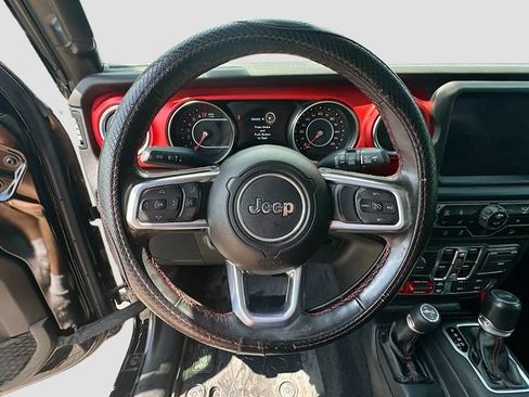 Used 2021 Jeep Wrangler Unlimited Rubicon AWD/4WD image 12