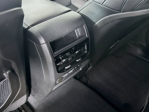 Certified 2025 Jeep Grand Cherokee Limited w/ Luxury Tech Group II AWD/4WD image 38