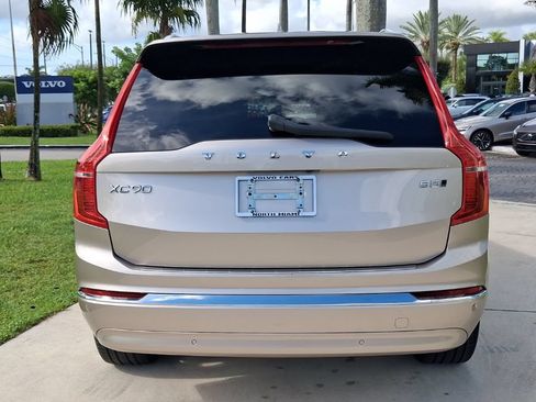 Used 2024 Volvo XC90 B5 Plus w/ Protection Package Premier AWD/4WD image 5