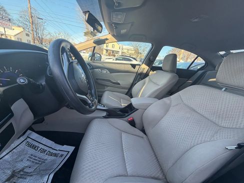 Used 2015 Honda Civic SE image 9