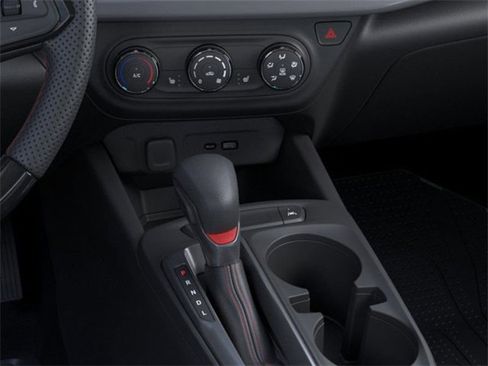 New 2026 Chevrolet Trax RS w/ Sunroof Package image 23