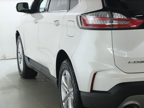Used 2019 Ford Edge SEL w/ Equipment Group 201A image 41