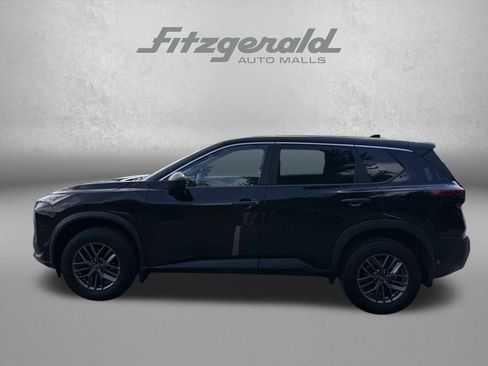 Used 2023 Nissan Rogue S AWD/4WD image 4