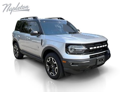 Used 2022 Ford Bronco Sport Outer Banks w/ Tech Package AWD/4WD image 8