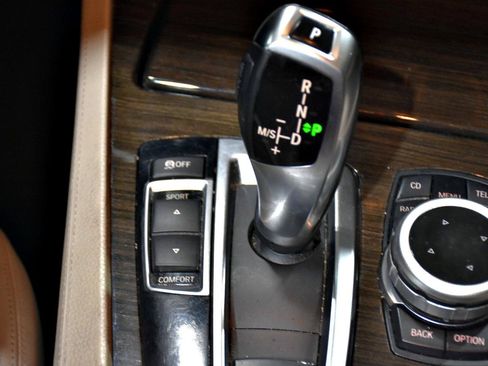 Used 2012 BMW 740i RWD image 19