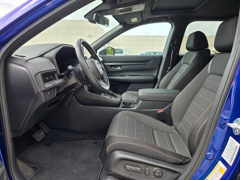 Used 2025 Honda CR-V Sport image 9
