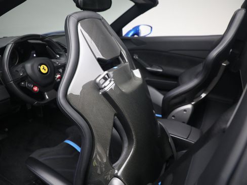 Used 2017 Ferrari 488 Spider RWD image 21