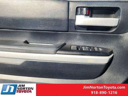 Used 2018 Toyota Tundra SR5 image 24