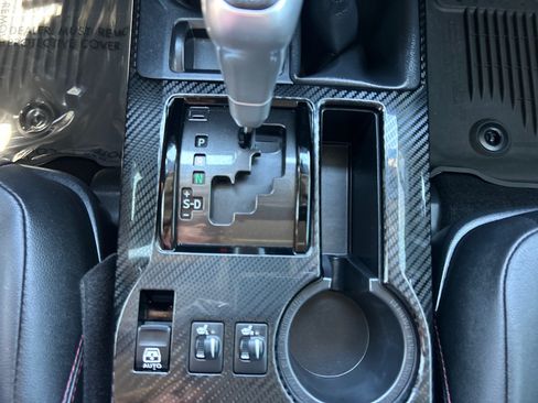 Used 2024 Toyota 4Runner TRD Off-Road Premium w/ Off Road Premium Plus Package AWD/4WD image 31