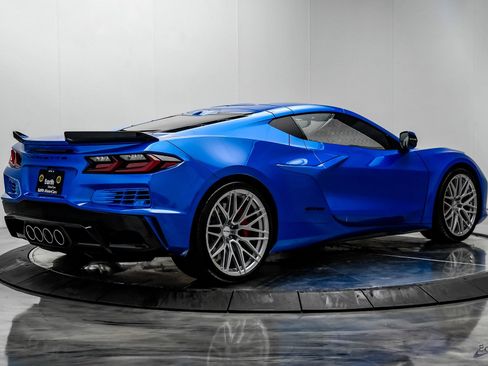 Used 2024 Chevrolet Corvette Z06 image 18