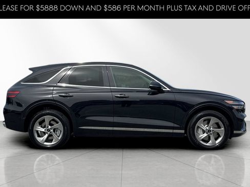 Used 2026 Genesis GV70 2.5T AWD/4WD image 3